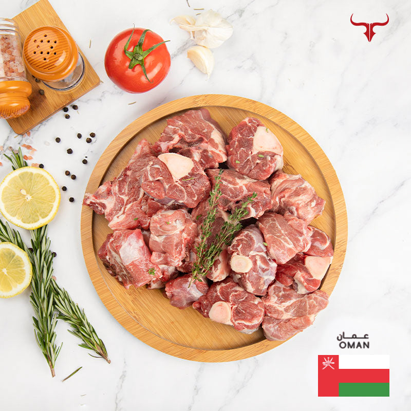 مكعبات بالعظم لحم خروف عماني طازج بالعظم